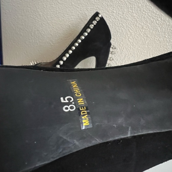Jeffrey Campbell Madame Spike Black Suede Studded Platform Pumps Shoes Size 8.5 - Picture 4 of 5